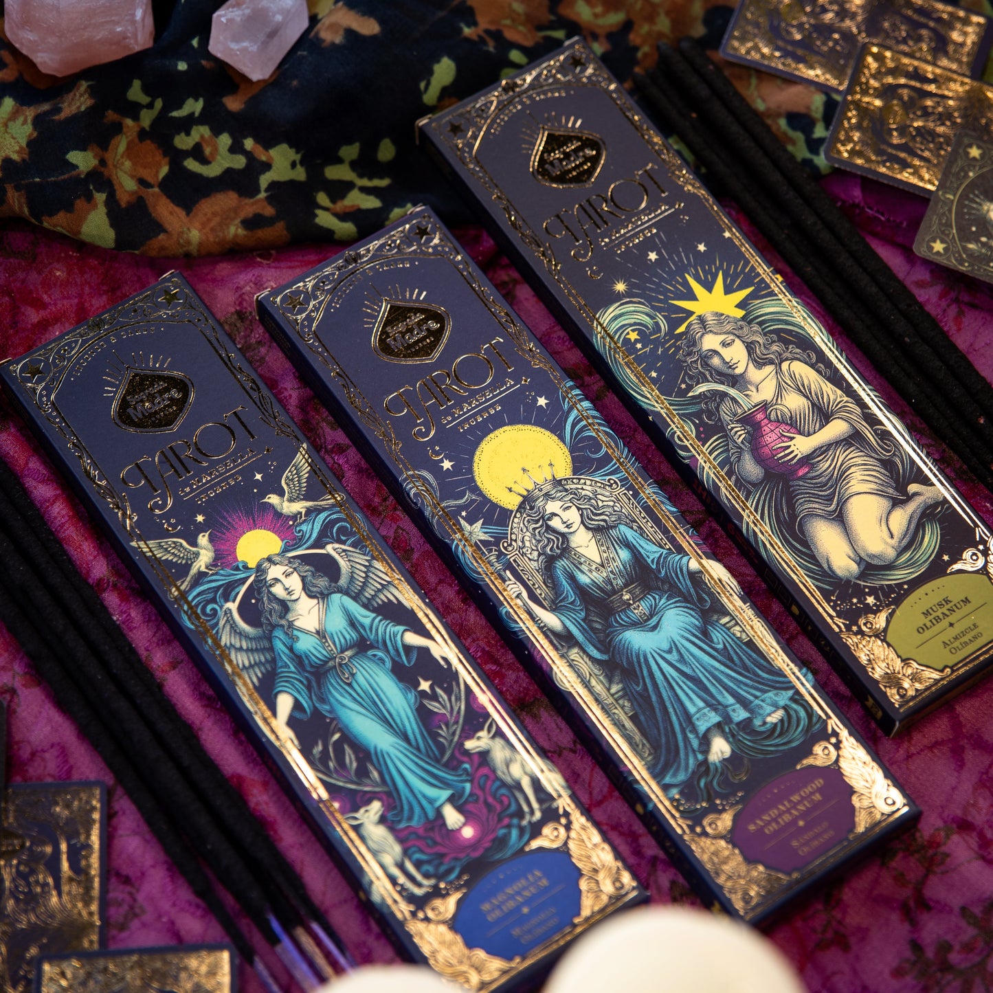 Sagrada Madre Tarot Räucherstäbchen Sandelholz Olibanum Verpackung Nahaufnahme