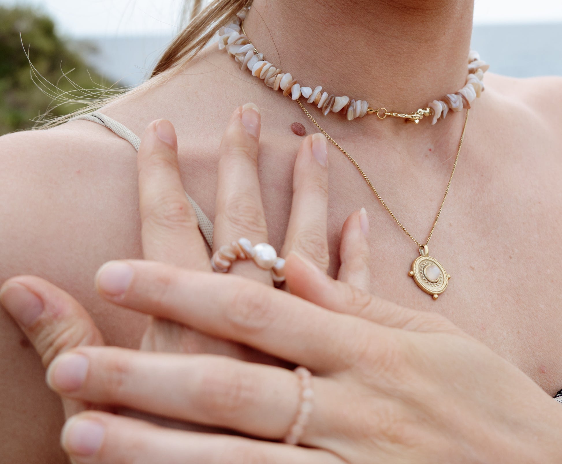 Handgefertigte Süßwasserperlen-Kette mit spiritueller Bedeutung