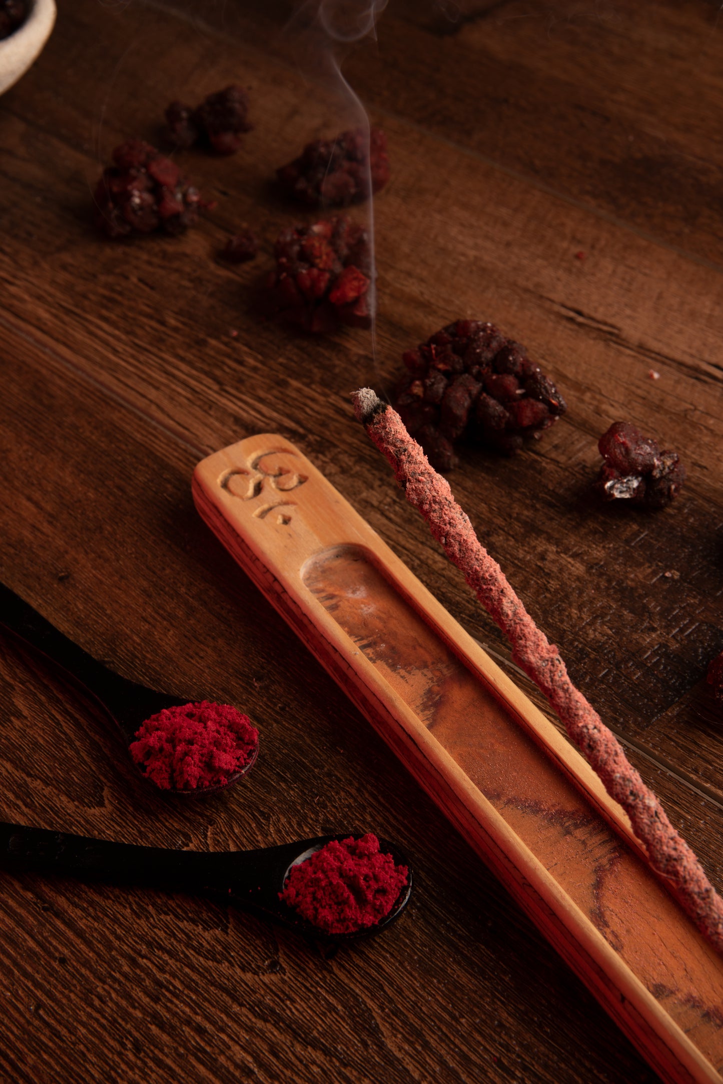 Sagrada Madre Force Räucherstäbchen – Dragon’s Blood für Stärke, Reinigung und energetischen Schut