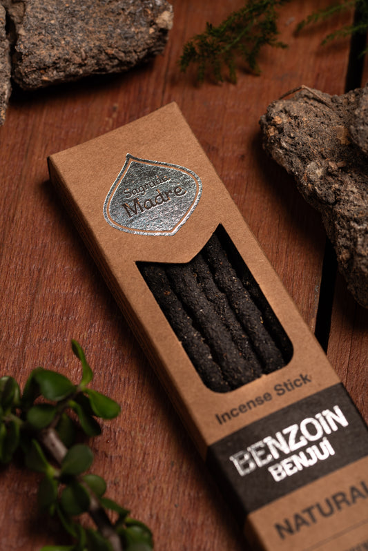 Sagrada Madre Benzoin Räucherstäbchen – süß-harziger Duft aus Benzoe-Harz für Schutz, Heilung und Herzöffnung