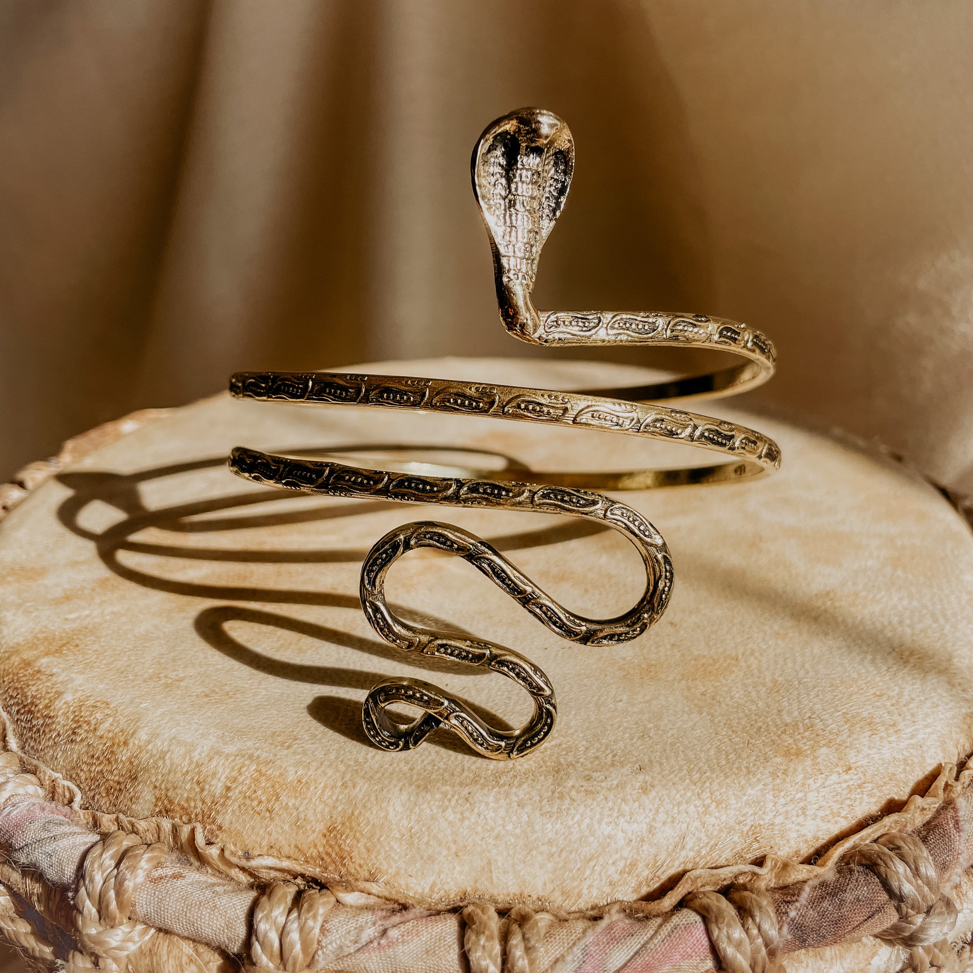 Kundalini Oberarm Armband für Erweckung spiritueller Energie 