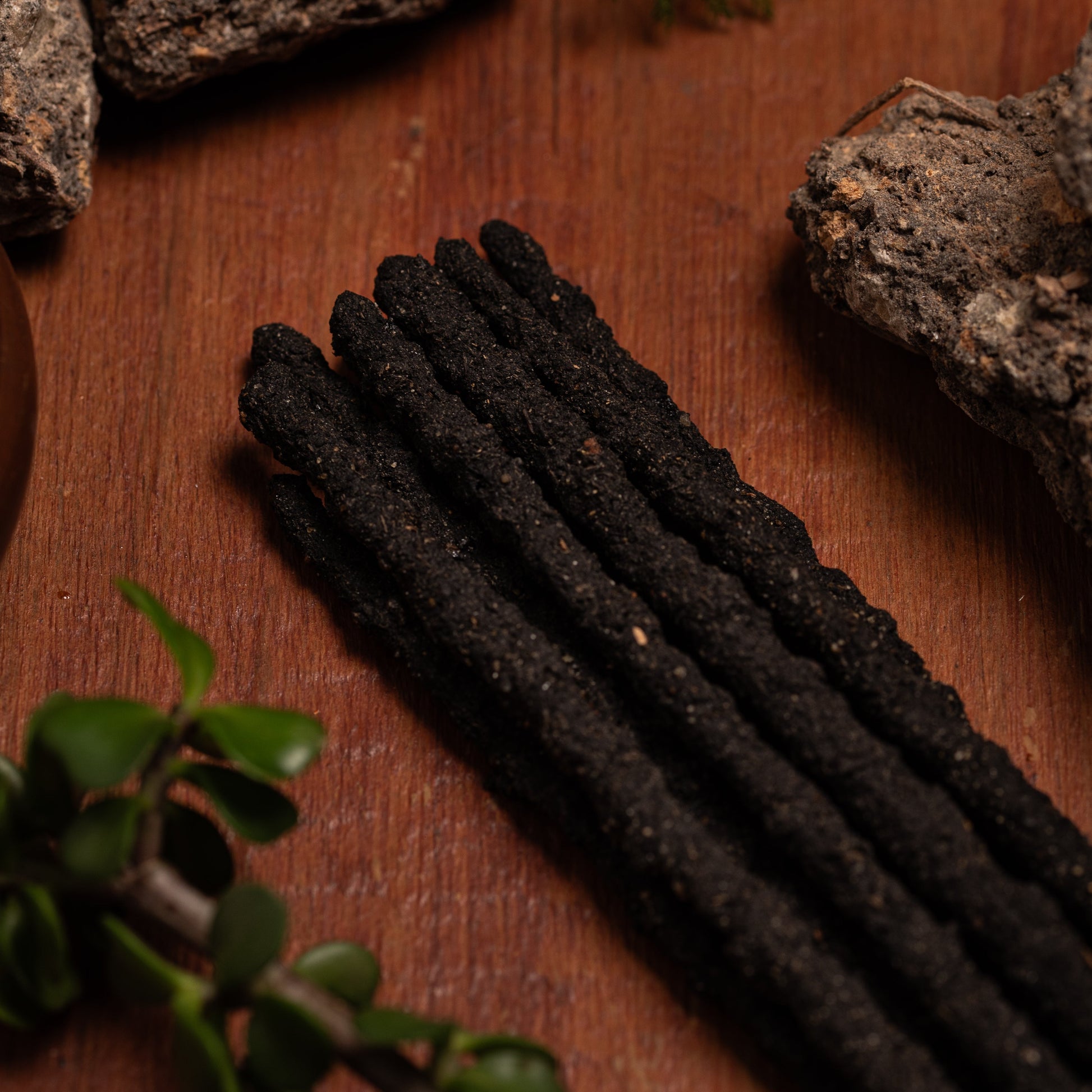 Sagrada Madre Benzoin Räucherstäbchen – süß-harziger Duft aus Benzoe-Harz für Schutz, Heilung und Herzöffnung