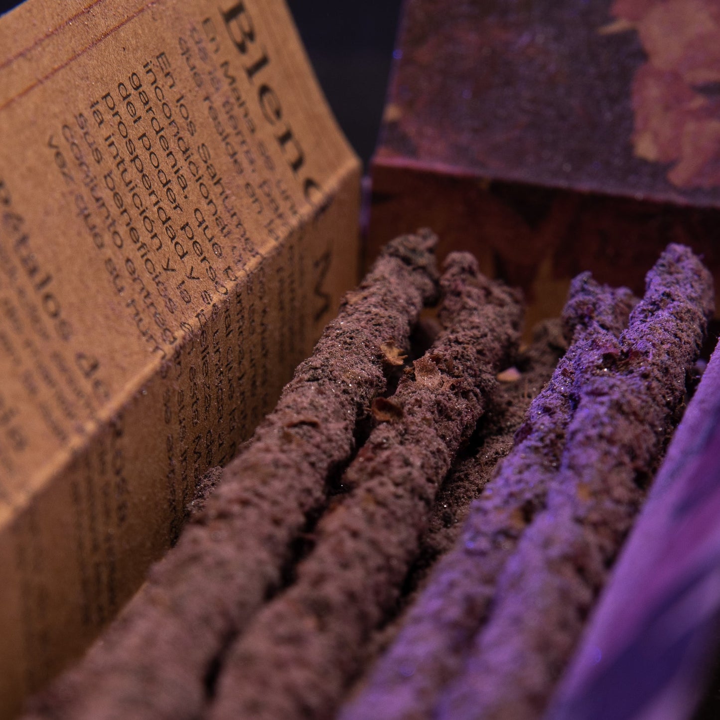 Sagrada Madre Maha Blend Masala Räucherstäbchen – mystischer Duft aus Gardenie und Lilie für Meditation, Tiefe und Einheit